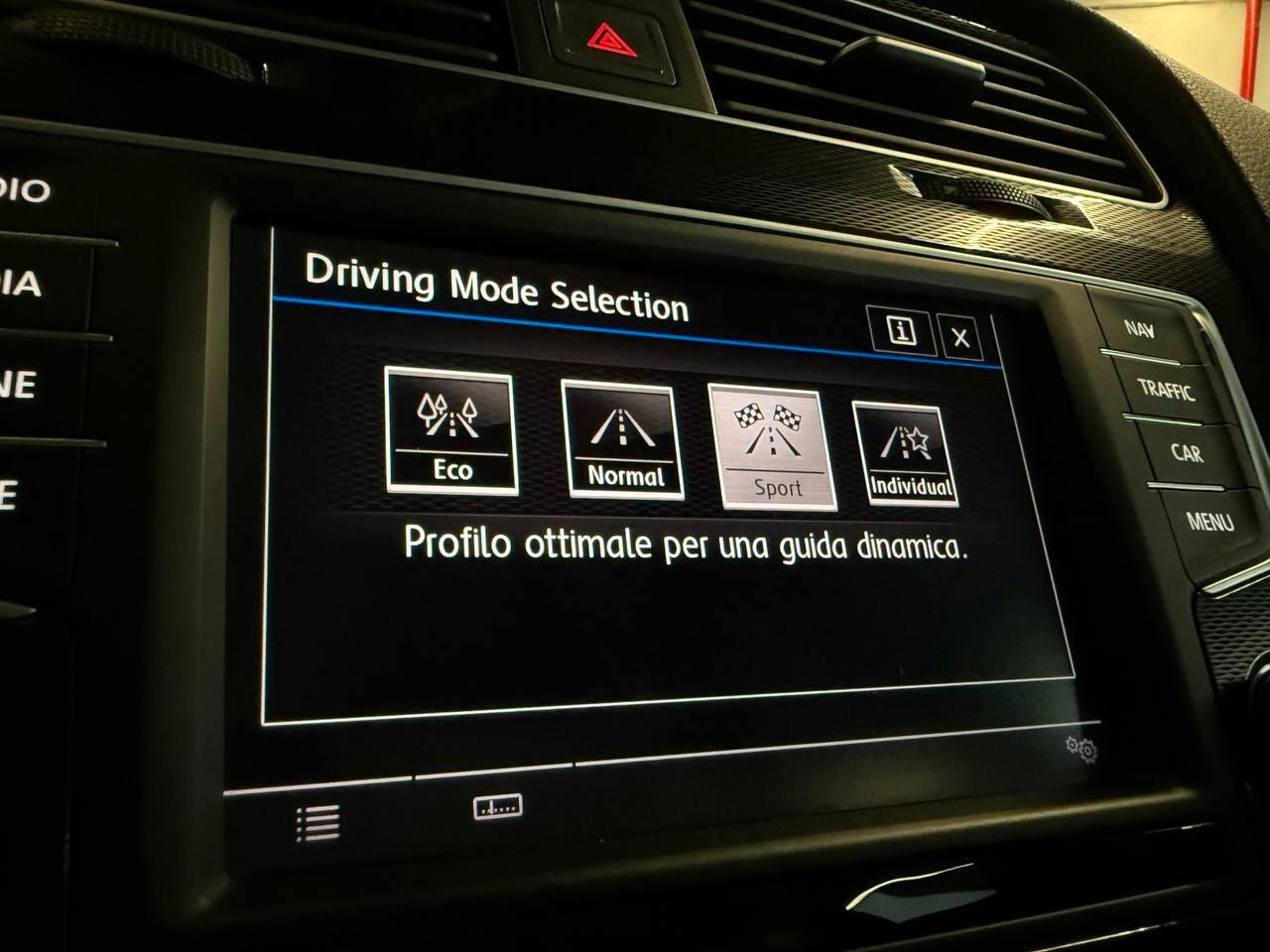 Volkswagen Golf GTD 2.0 TDI DSG 5p. BlueMotion Technology