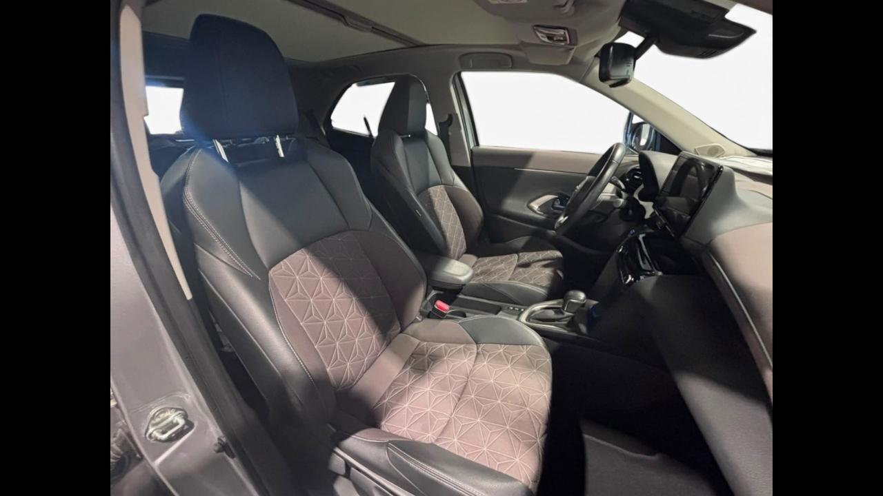 TOYOTA Yaris Cross - Yaris Cross 1.5h Lounge fwd 116cv e-cvt