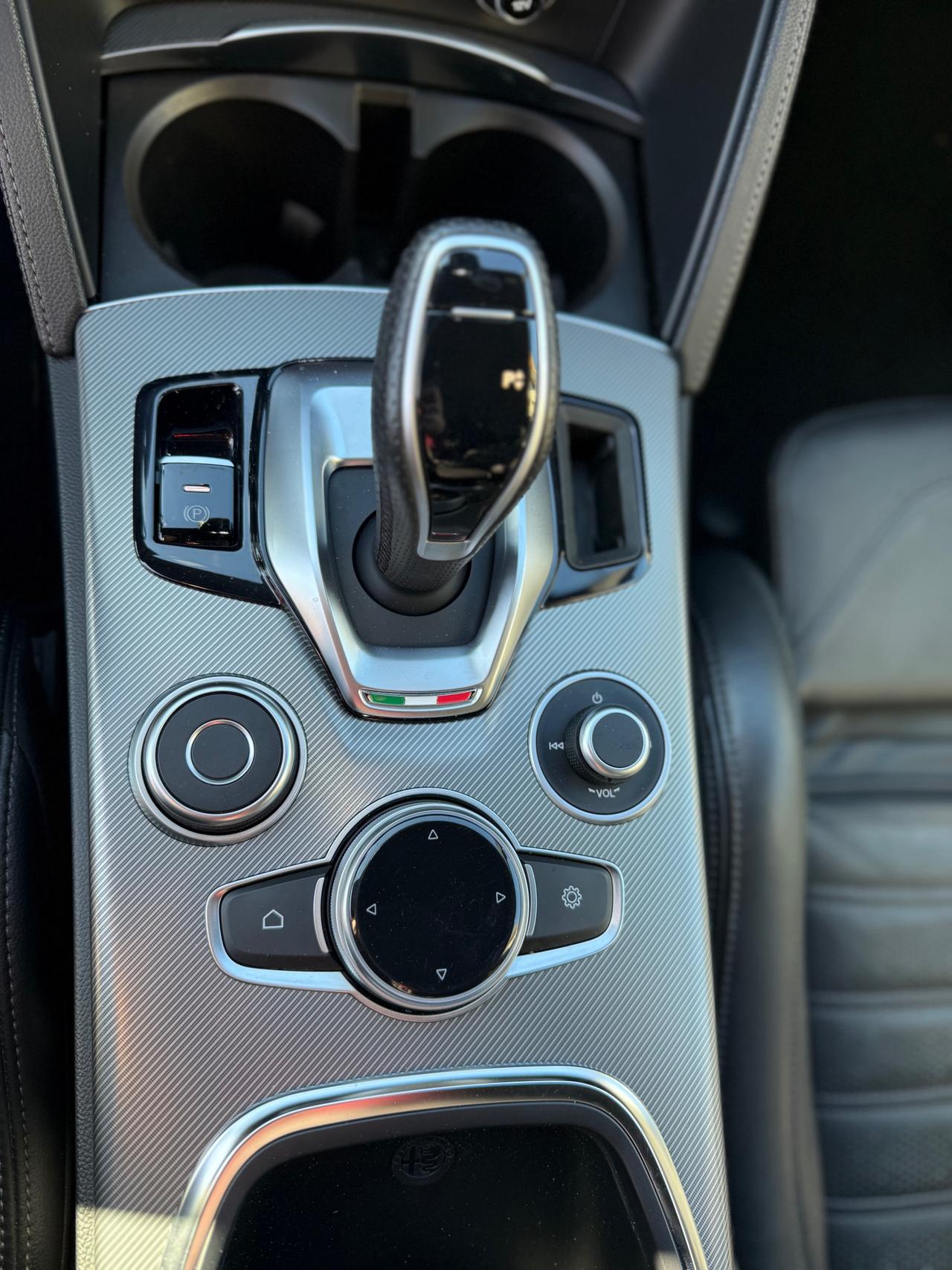 Alfa Romeo Stelvio 2.2 t Veloce Q4 210cv auto