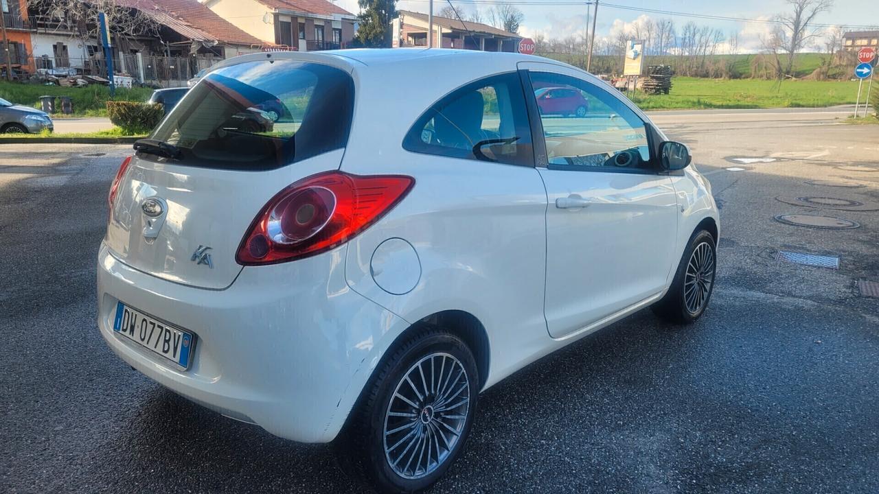 Ford Ka 1.2 8V 69CV Titanium