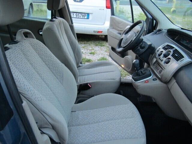 Renault Scenic 1.5 Dci tagliandi documentati tetto panoramico