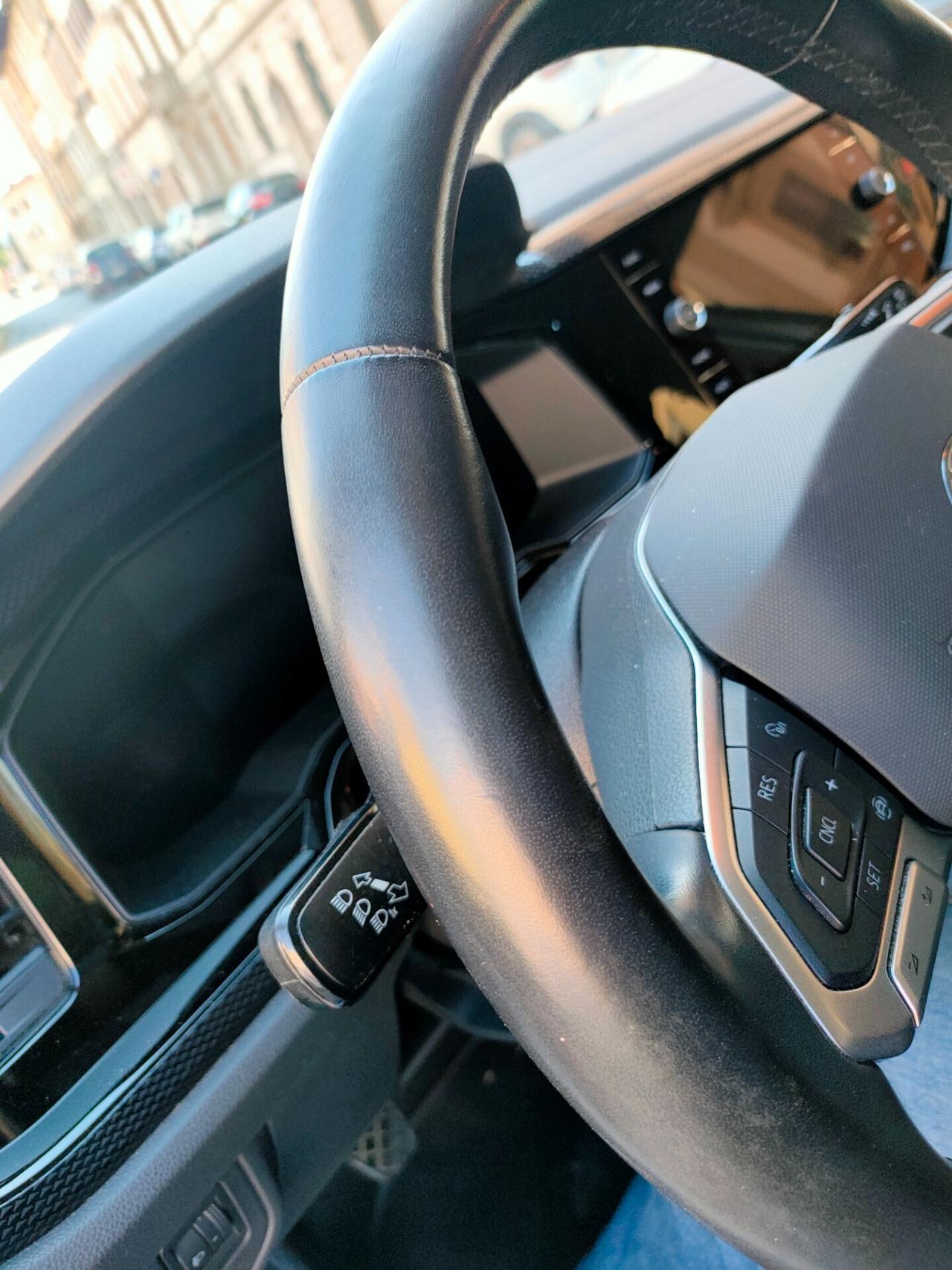 Volkswagen Polo 1.0 TSI Life Neopatentati