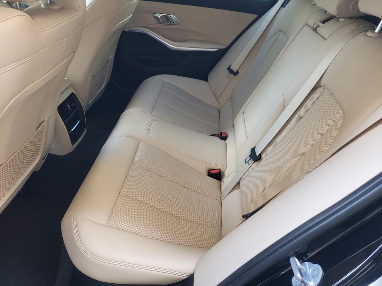 Bmw 318 D 48V Touring Luxury+Pelle+Vetri Oscurati...