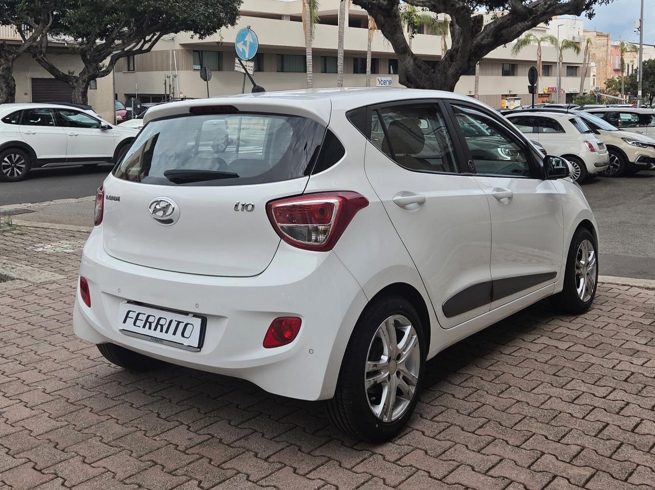 Hyundai i10 1.0 MPI Sound Edition