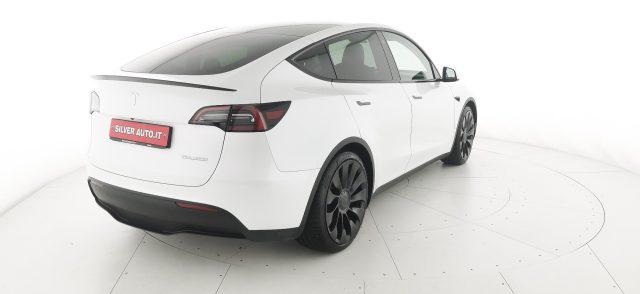 TESLA Model Y Performance Dual Motor AWD -con Autopilot avanzato