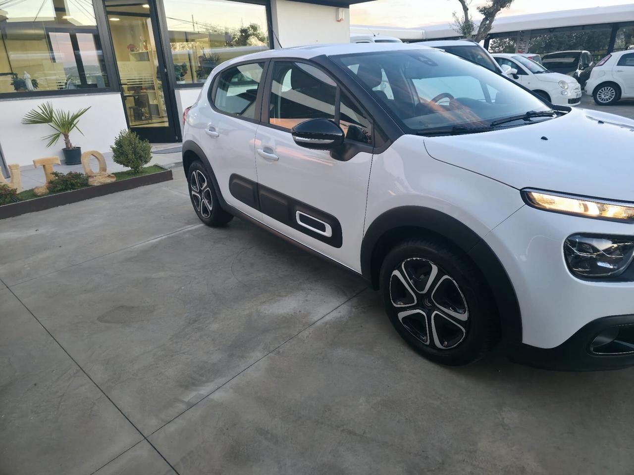 Citroen C3 BlueHDi 100 S&S Shine Pack