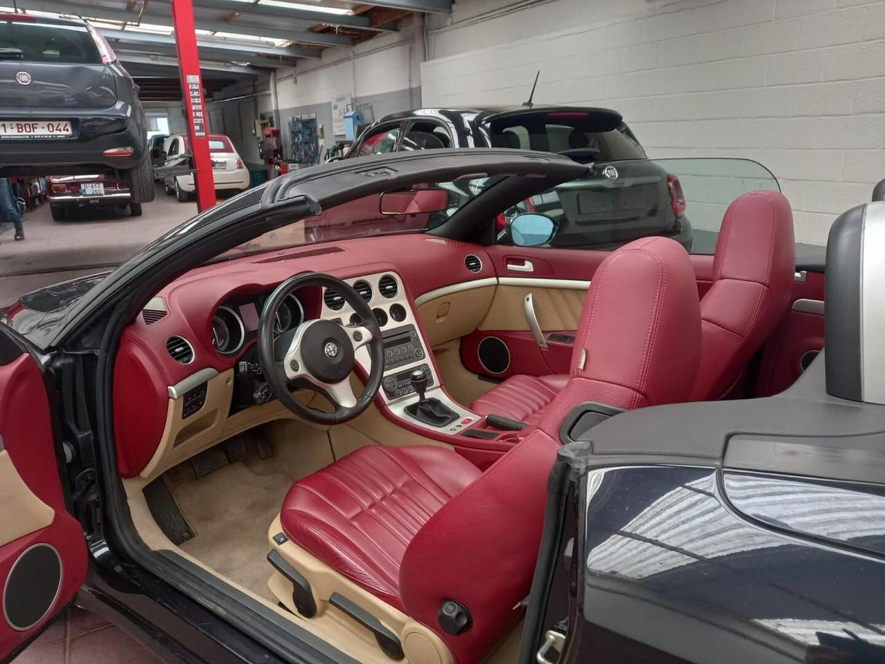 Alfa Romeo Spider 2.2 JTS Exclusive
