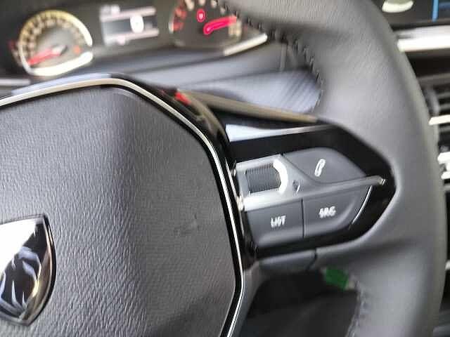 Peugeot 208 Turbo 100 CV Style *KM Ø*