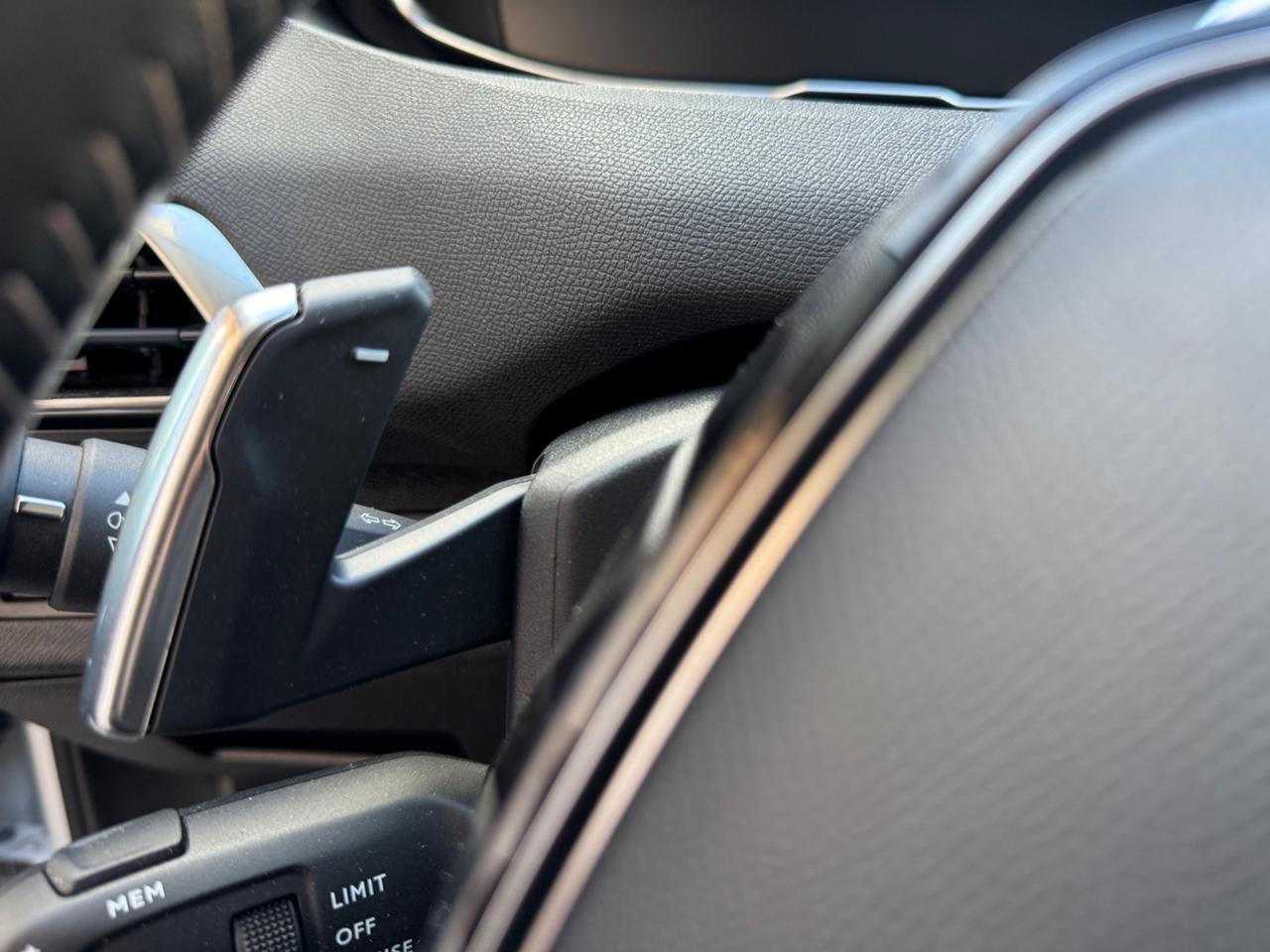 Peugeot 5008 BlueHDi 130 S&S EAT8 Allure Pack