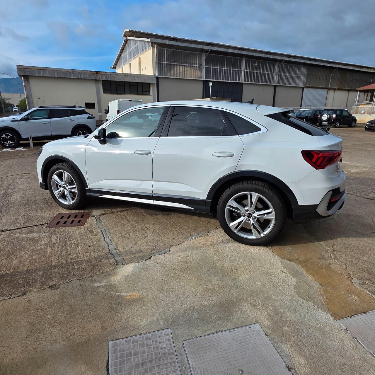 Audi Q3 SPB 40 TDI 193 CV quattro S tronic Sline edition IVA Esposta