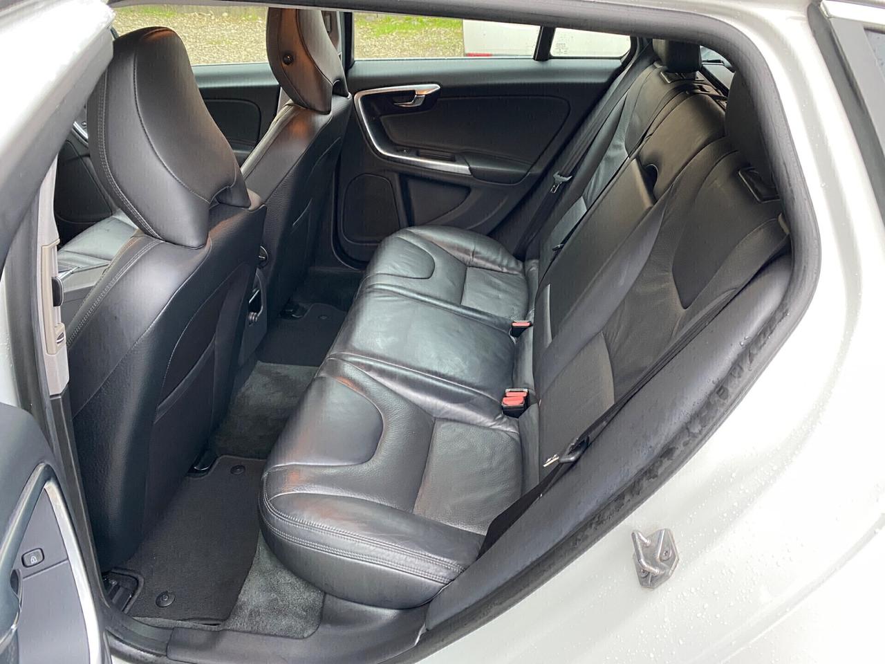 Volvo V60 D6 AWD Geartronic Plug-In -Gancio -Unico Proprietario