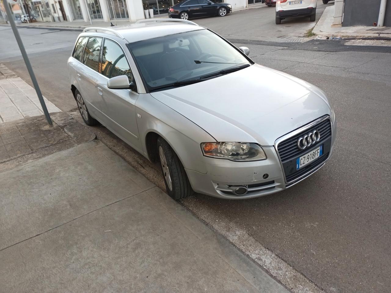 Audi A4 2.0 16V TDI sw (consuma acqua)