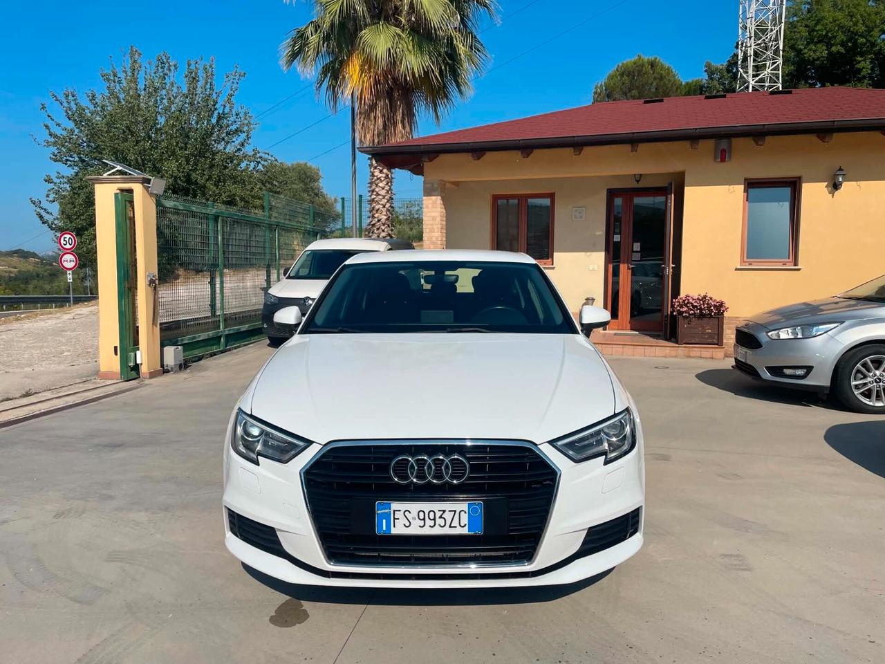 Audi A3 1.6 TDI 116 CV S tronic Business