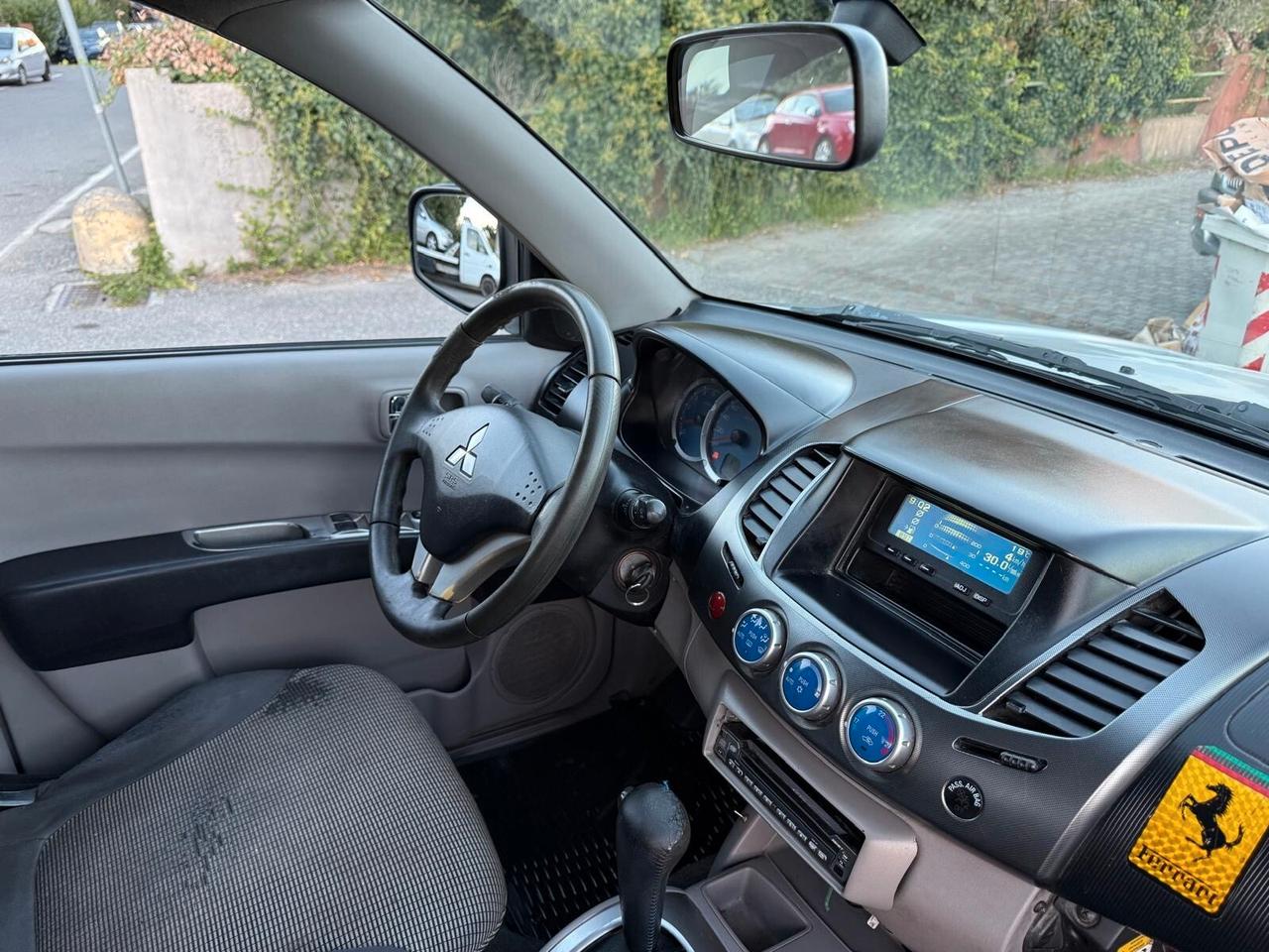 Mitsubishi L200 2.5 DI-D/136CV Club Cab Invite