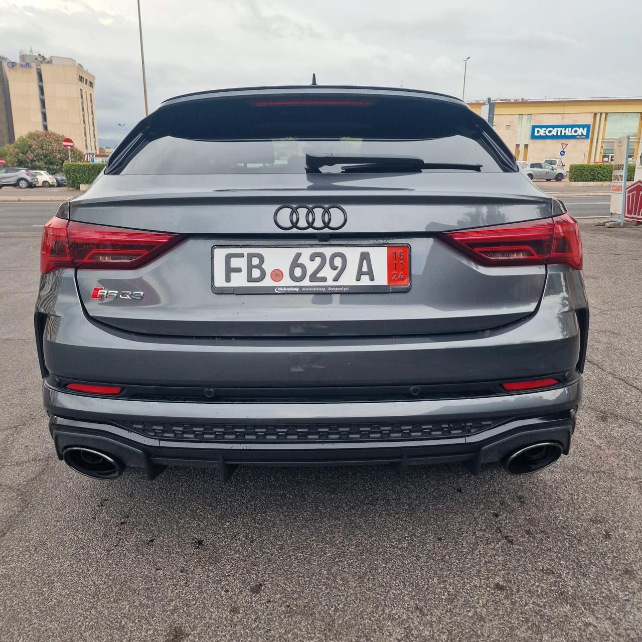 Audi Q3 40 TFSI quattro S tronic Business