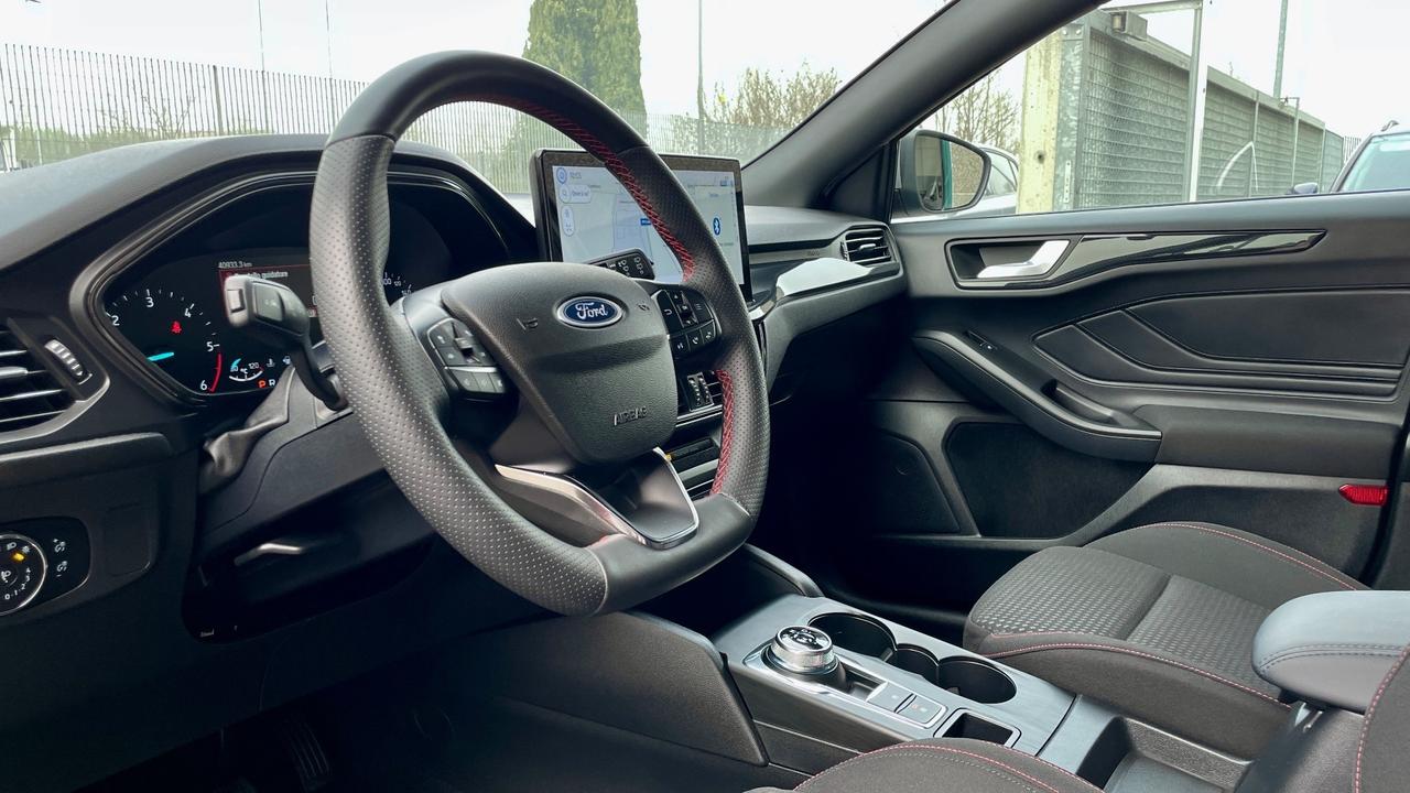 FORD FOCUS SW 1.5 ST-LINE 115CV - FULL LED, CAR PLAY, NEOPATENTATI