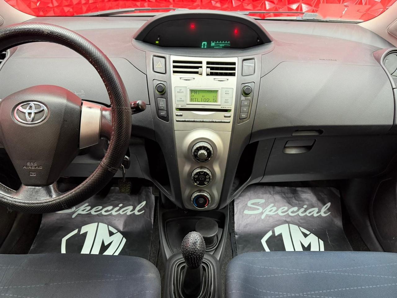 Toyota Yaris 1.0 5 porte Sol OK NEOPATENTATI