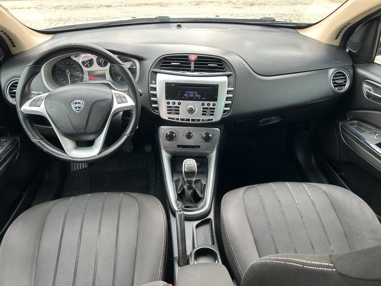 Lancia Delta 1.6 MJT 105 Cavalli 2011