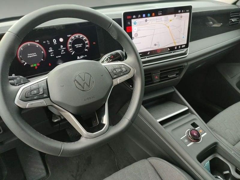 Volkswagen Tiguan Tiguan 2.0 TDI 150 CV DSG Life Gancio camera Led Cockpit