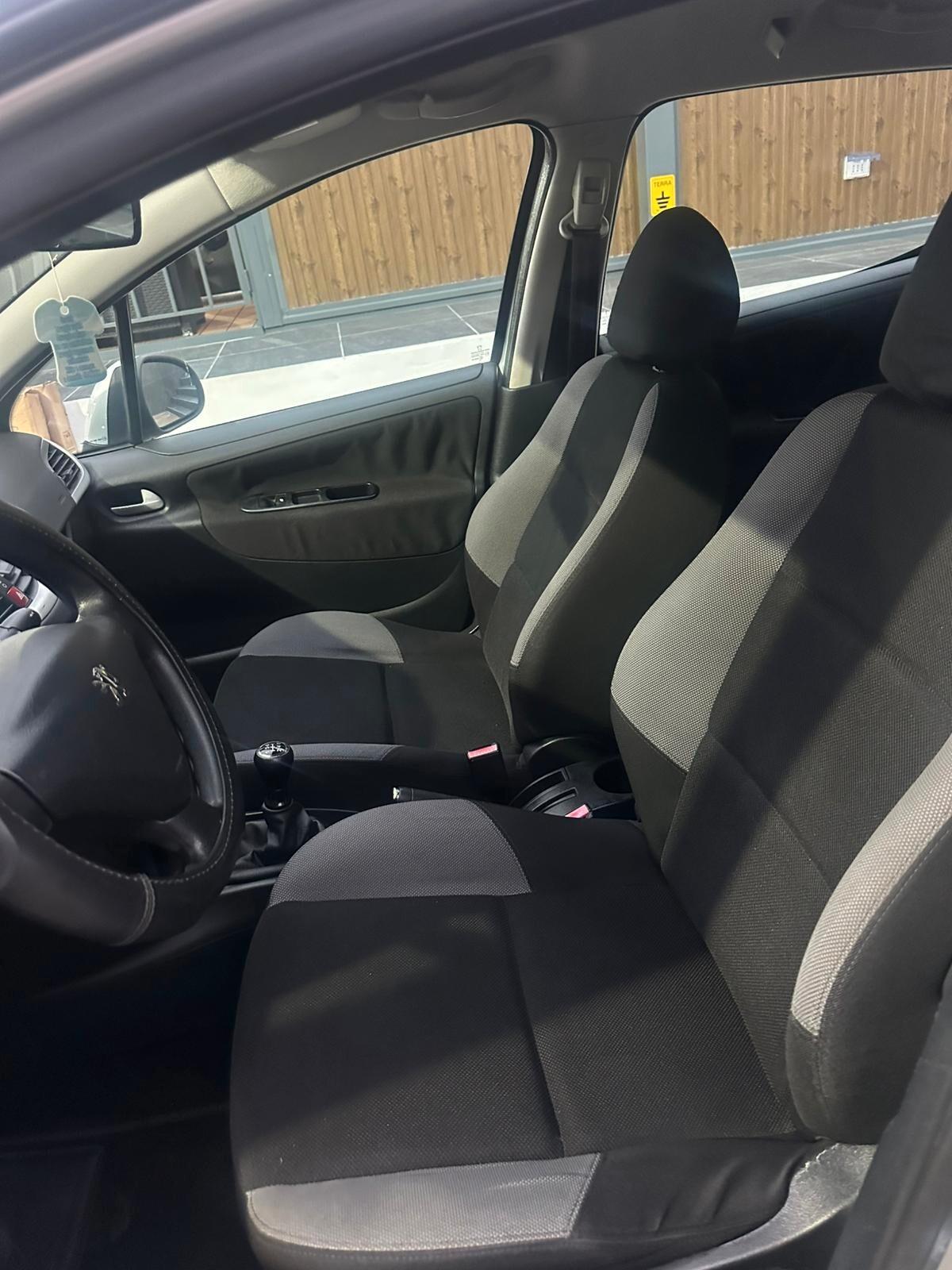 Peugeot 207 1.4 VTi 95CV SW ONE Line