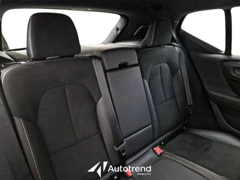 Volvo XC40 T4 129+82 CV Plug-In Hybrid Recharge R-design