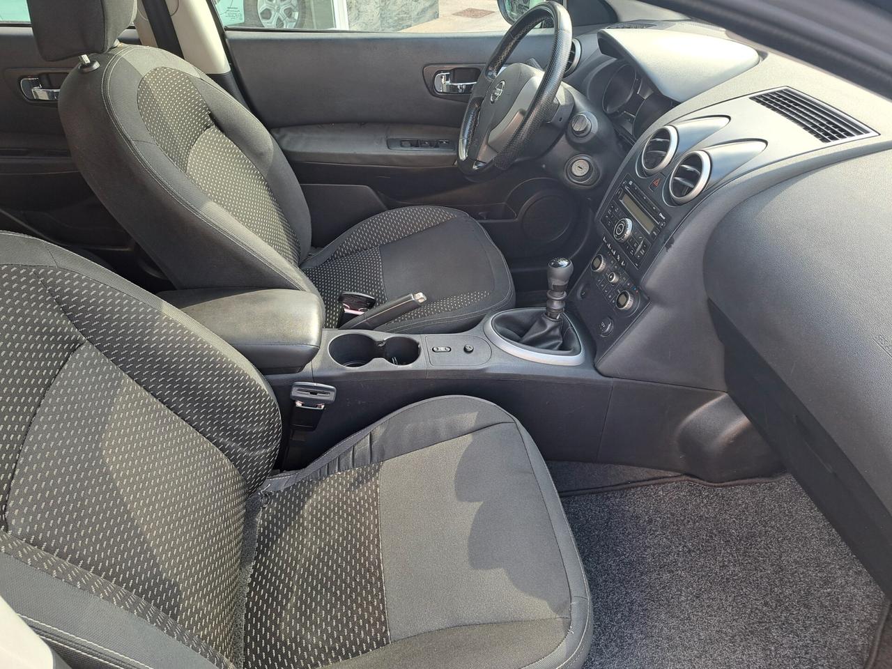 Nissan Qashqai 1.5 dCi DPF Tekna