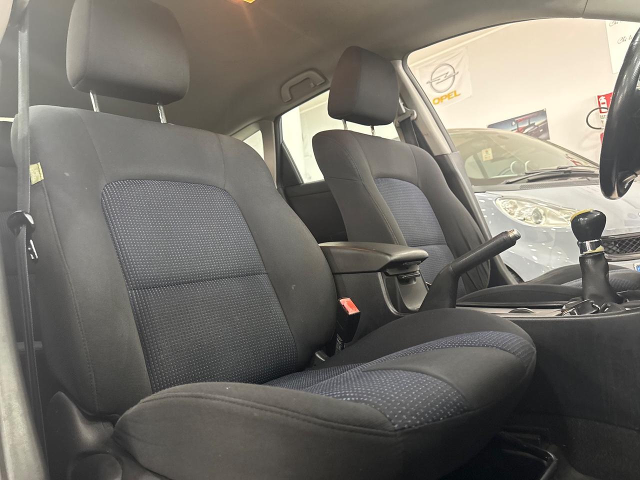 Mazda 3 1.6 diesel full optional