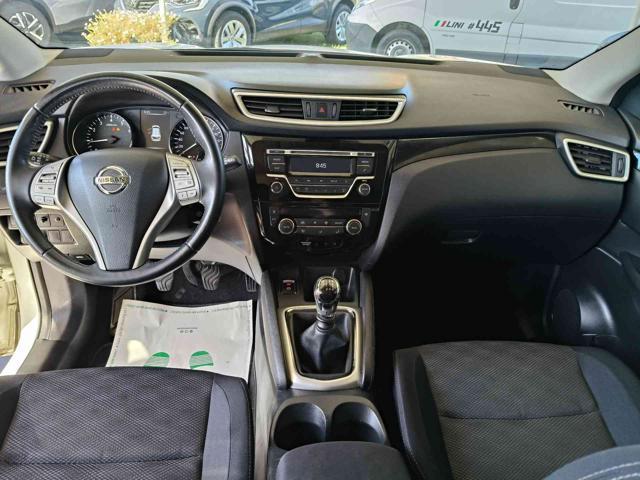 NISSAN Qashqai 1.2 DIG-T Acenta