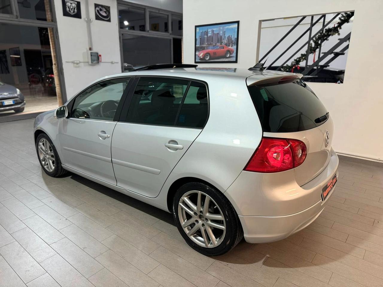 Volkswagen Golf 5serie 1.9 TDI 105cv 6 marce GTsport 2008