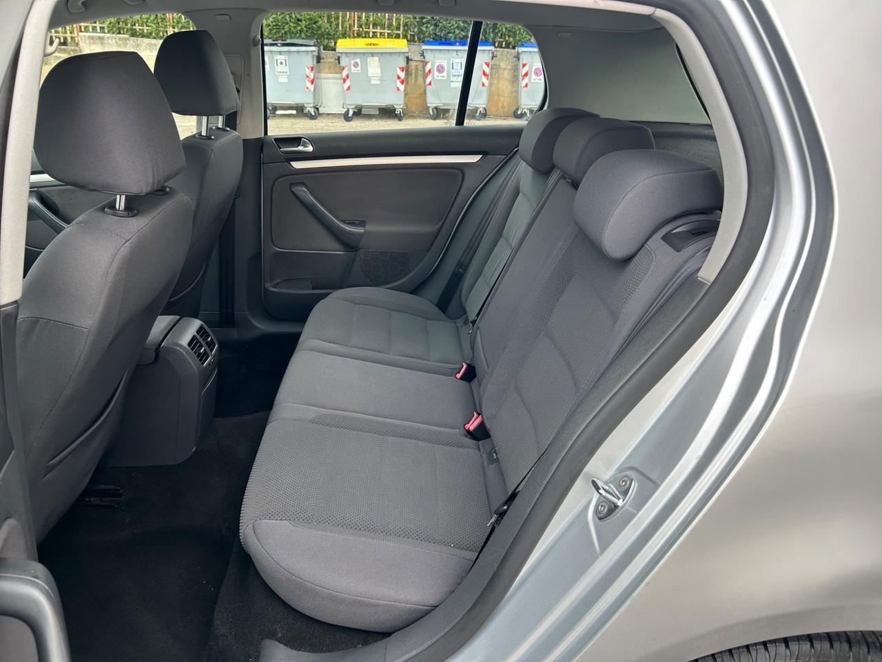 Volkswagen Golf 1.6 Benzina 99000km