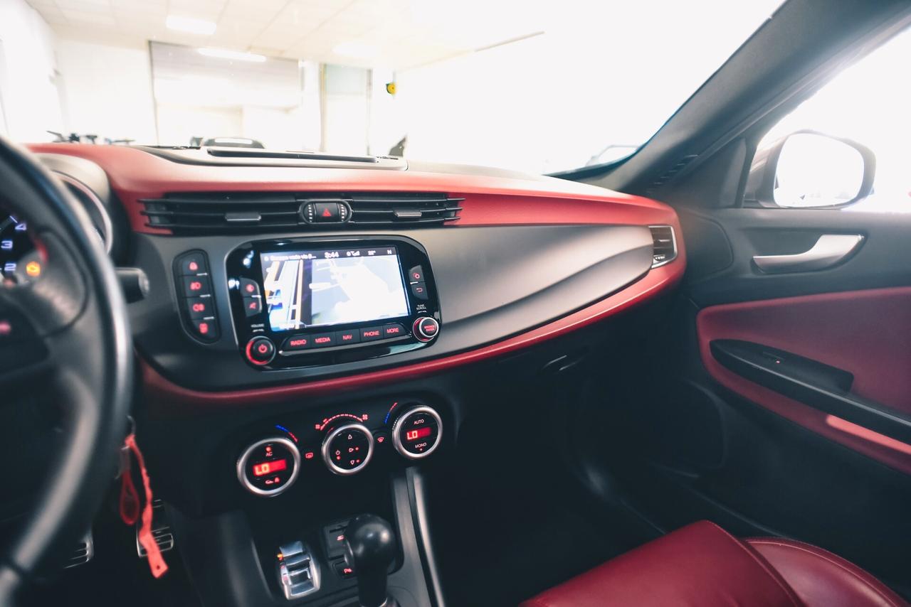 Alfa Romeo Giulietta 1750 Turbo TCT Quadrifoglio Verde