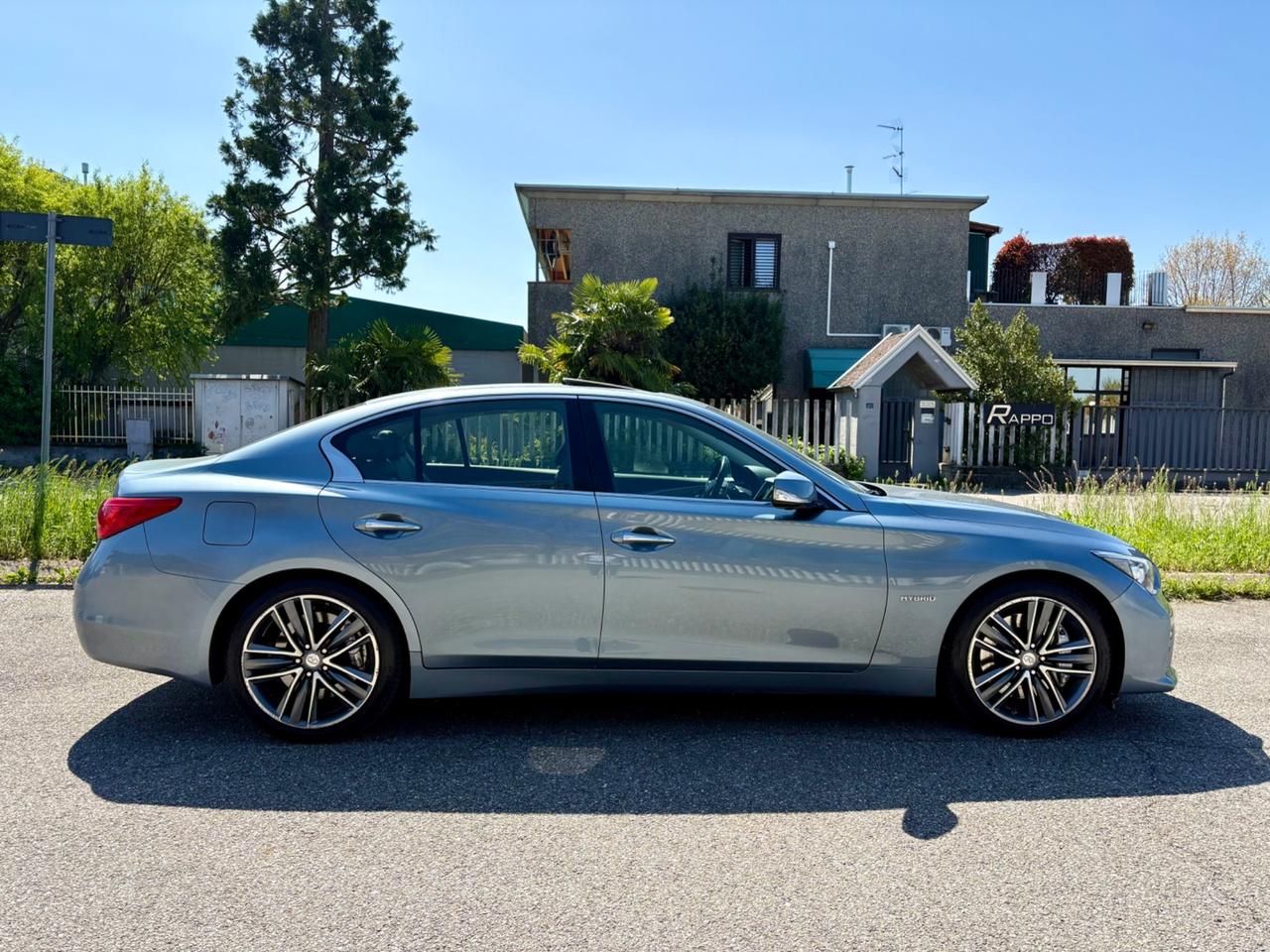 Infiniti Q50 S Hybrid 364CV 2013