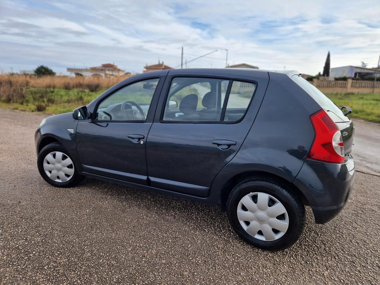 Dacia Sandero 1.4 8V GPL Ambiance