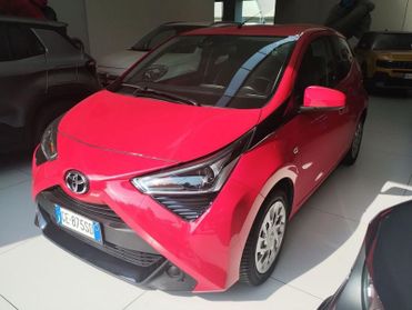 Toyota Aygo Connect 1.0 VVT-i 72 CV 5 porte x-cool MMT