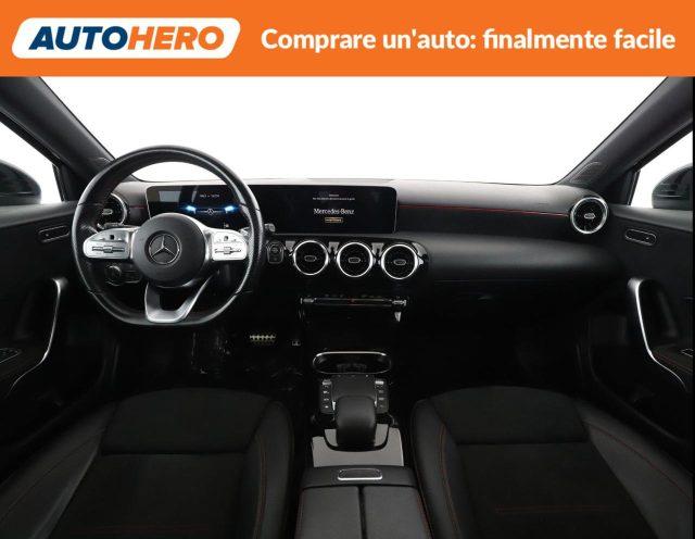 MERCEDES-BENZ A 200 Automatic Premium