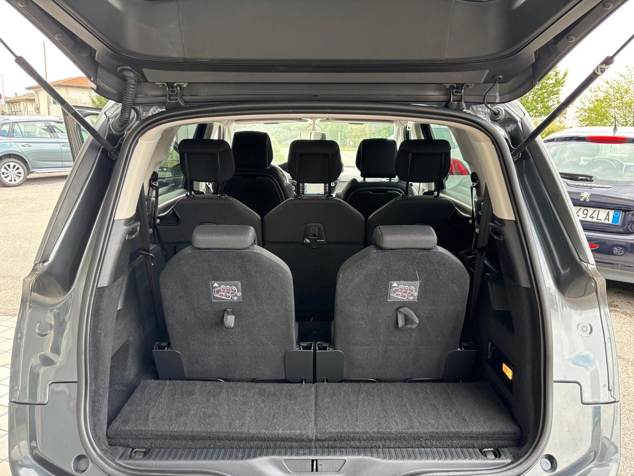 Citroen Grand C4 Picasso 7 posti Automatica Neopatentati