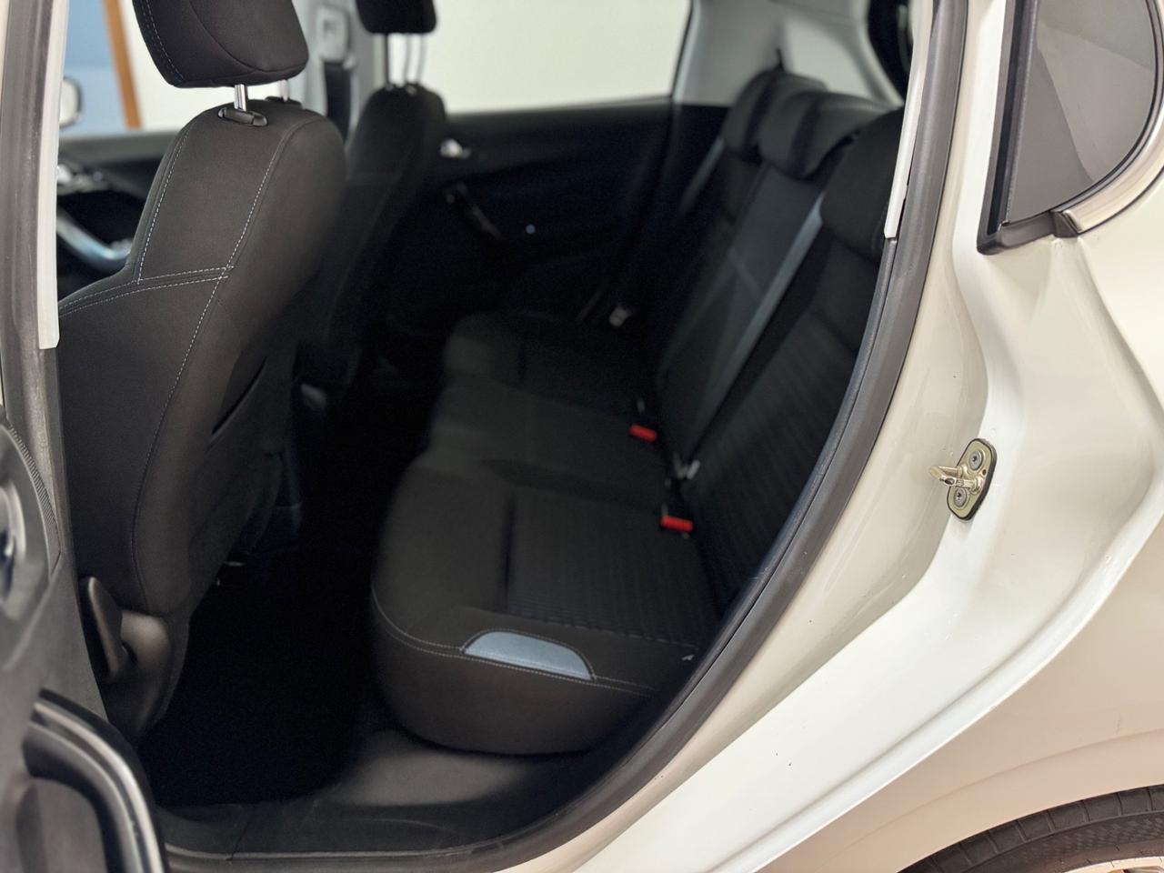 Peugeot 208 1.6 e-HDi 92 CV Stop&Start 5 porte Allure