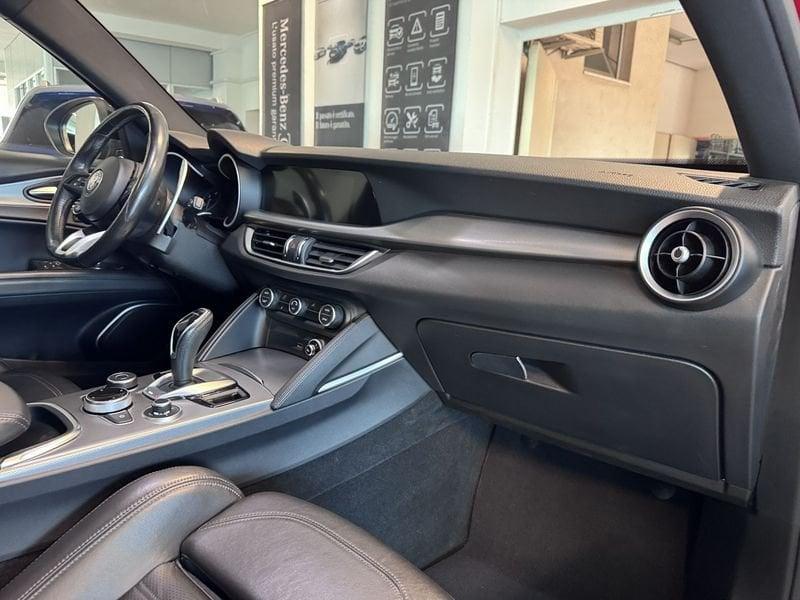 Alfa Romeo Stelvio 2.2 TD 210 CV Veloce AT8 Q4