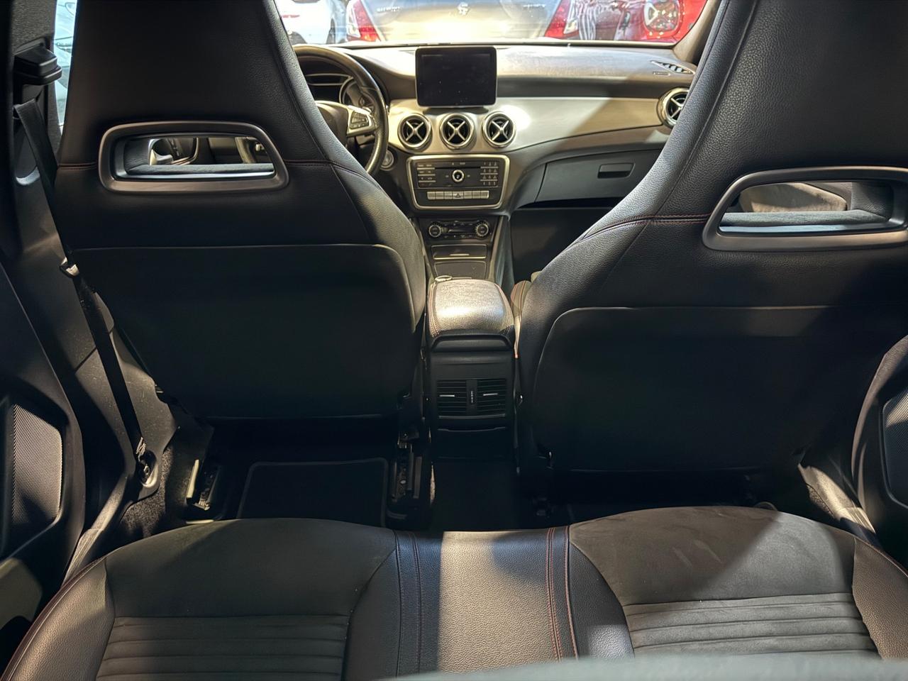 Mercedes-benz GLA 200 d Automatic 4Matic Premium