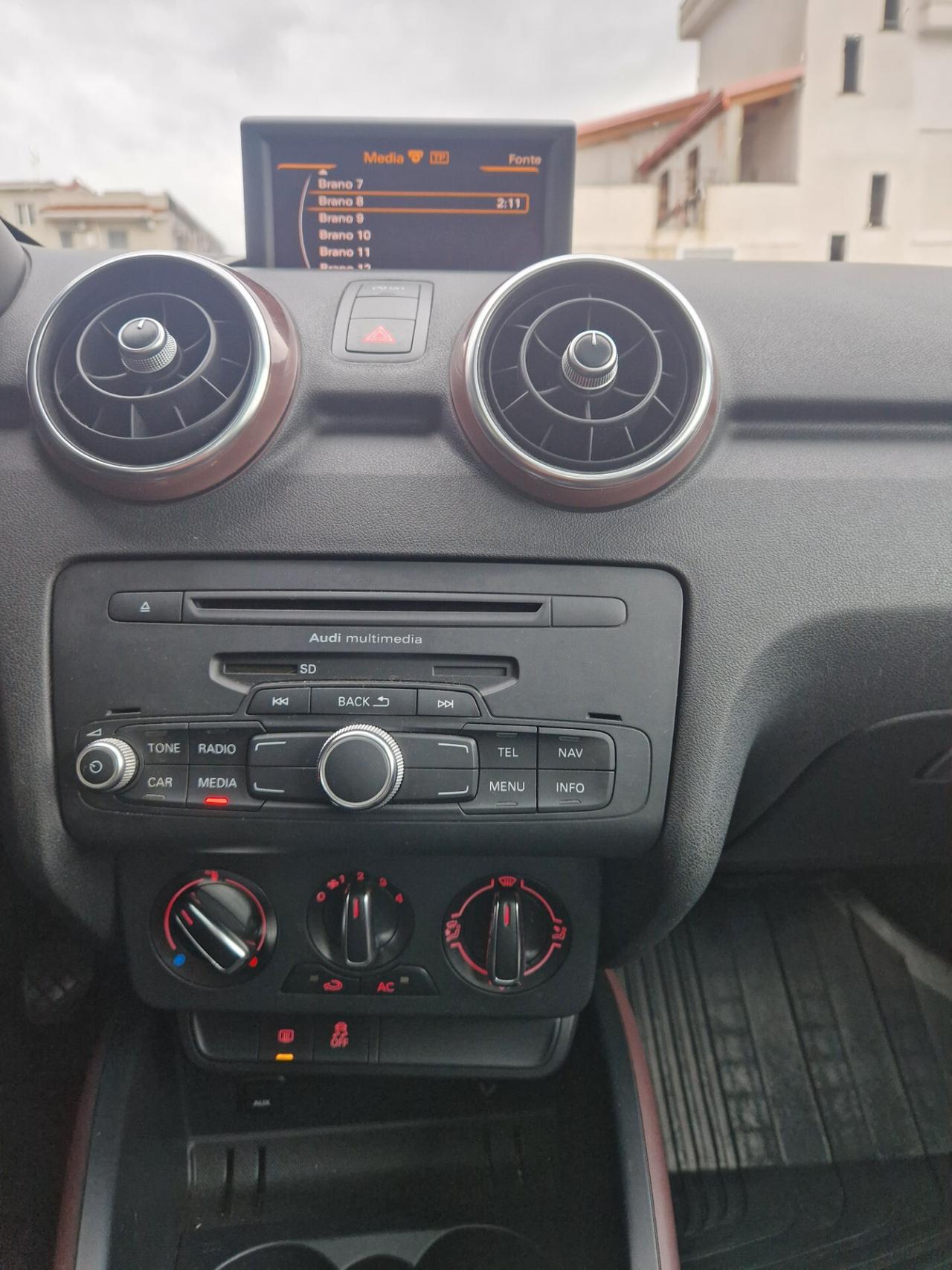 Audi A1 SPB 1.6 TDI Ambition full 2013 90cv