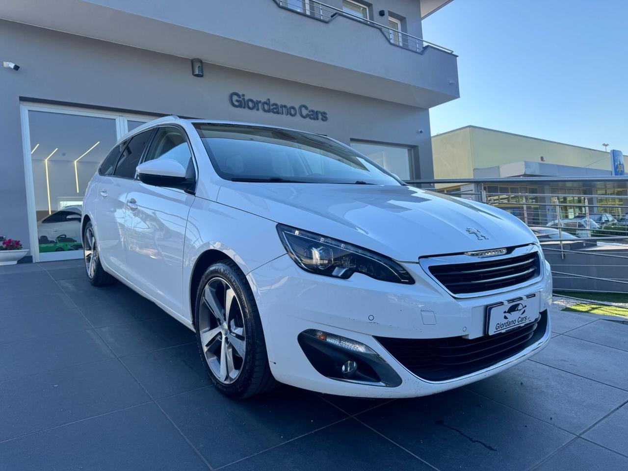 Peugeot 308 BlueHDi 120 S&S EAT6 SW Allure automatica in garanzia e