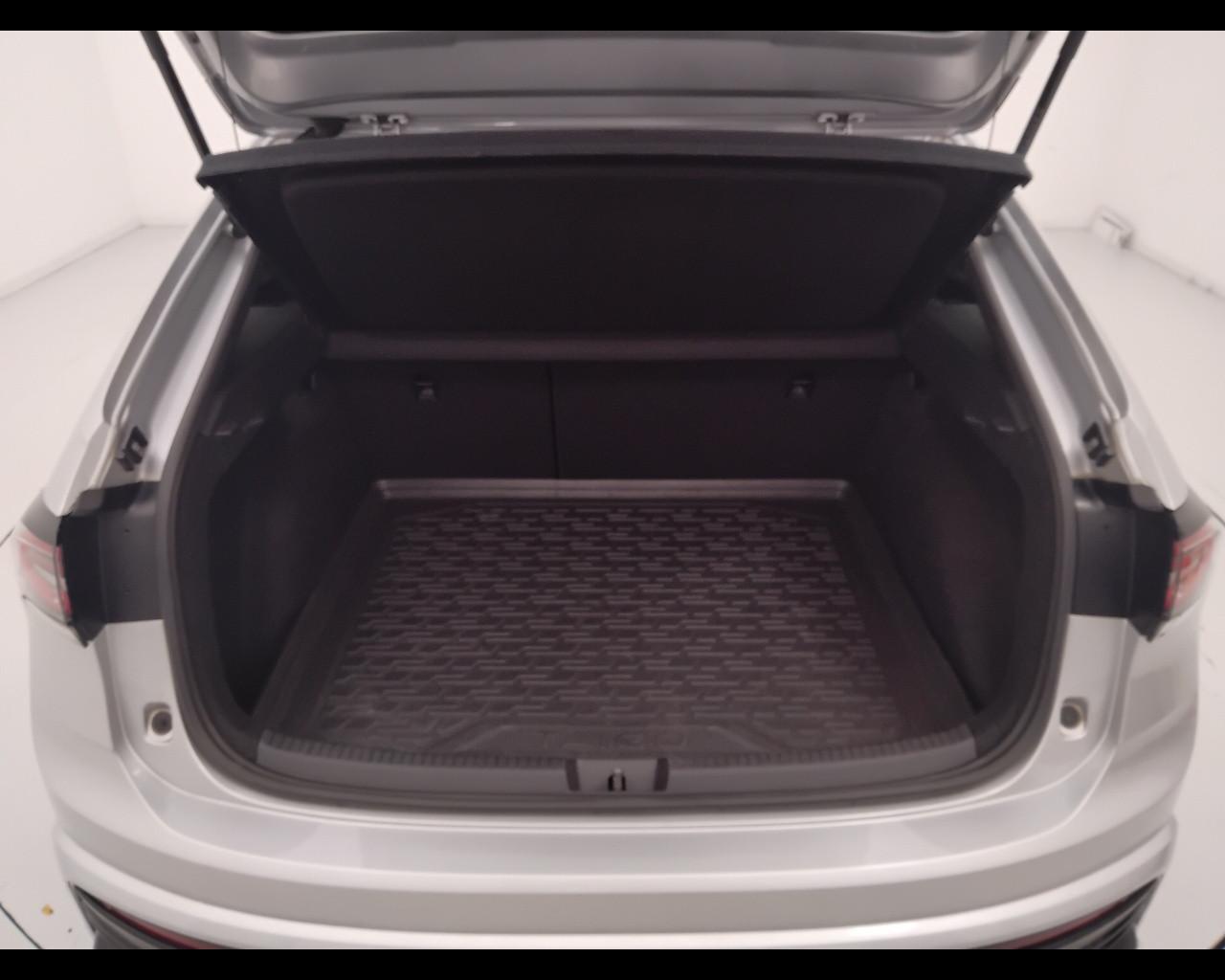 VOLKSWAGEN Taigo - Taigo 1.0 tsi R-Line 110cv