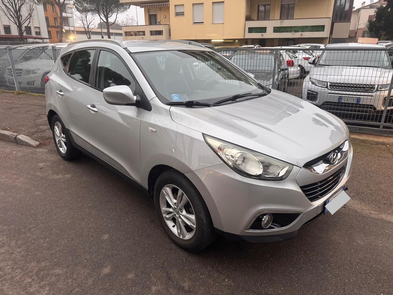 Hyundai iX35 1.7 CRDi 2WD neopaten garanzia 12 mesi