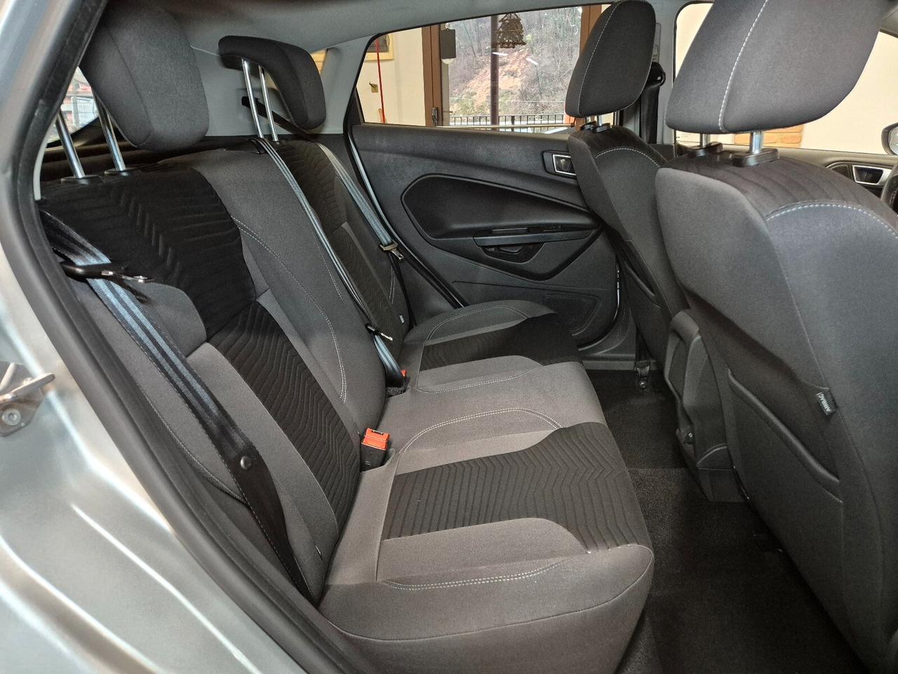 Ford Fiesta 1.5 TDCi 75CV 5 porte Titanium