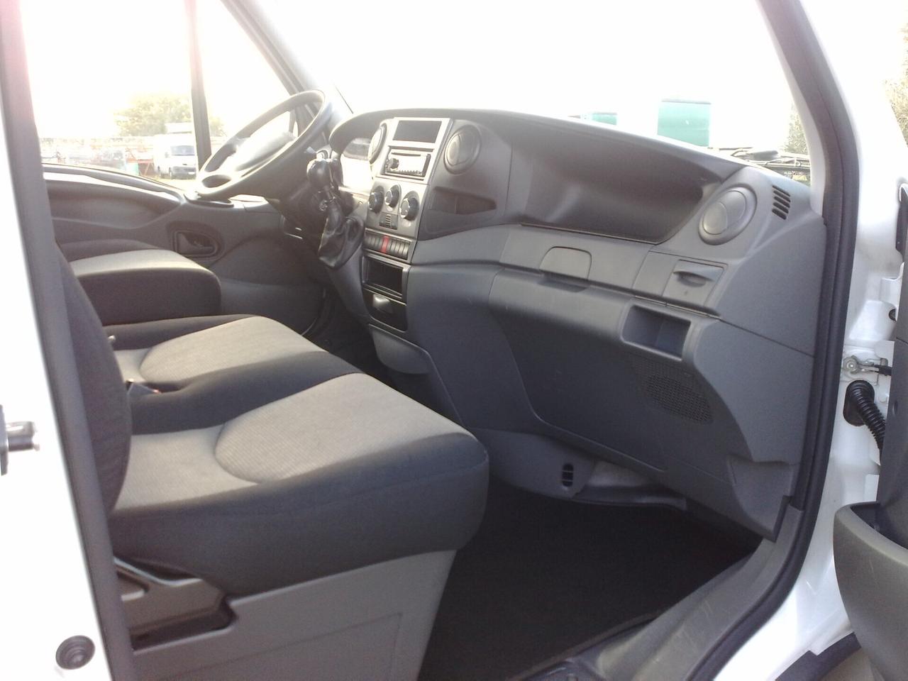 Iveco Daily 35s15 2.3hpt CASSONE FISSO - 2012