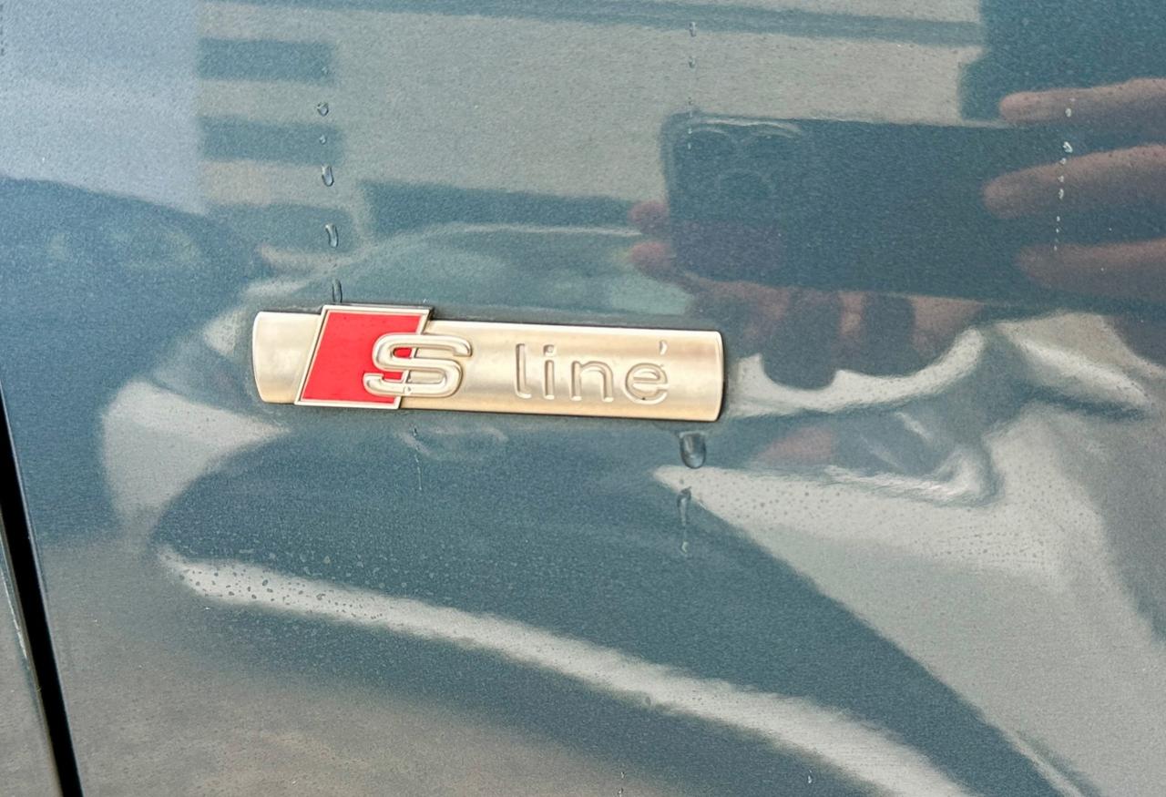 Audi Q3 2.0 TDI 120 CV Sport S-Line