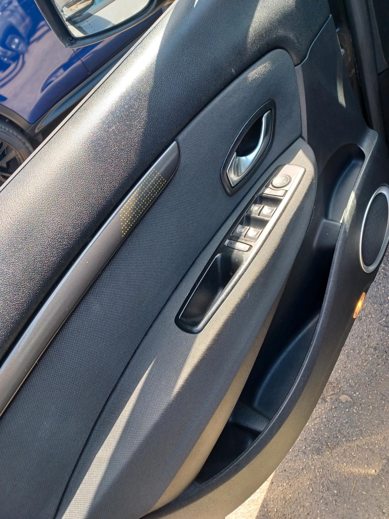 Renault Scenic X-Mod 1.5 dCi 110CV UNICO PROPRIETARIO