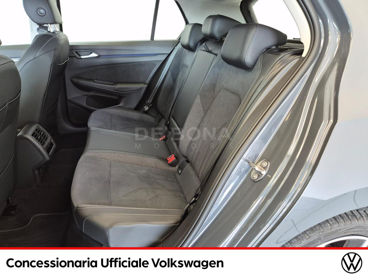 Volkswagen Golf 1.5 etsi style 150cv dsg