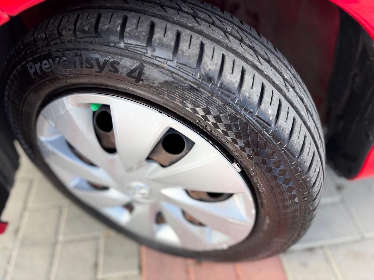 Toyota Aygo 1.0 12V VVT-i 5 porte Active Connect