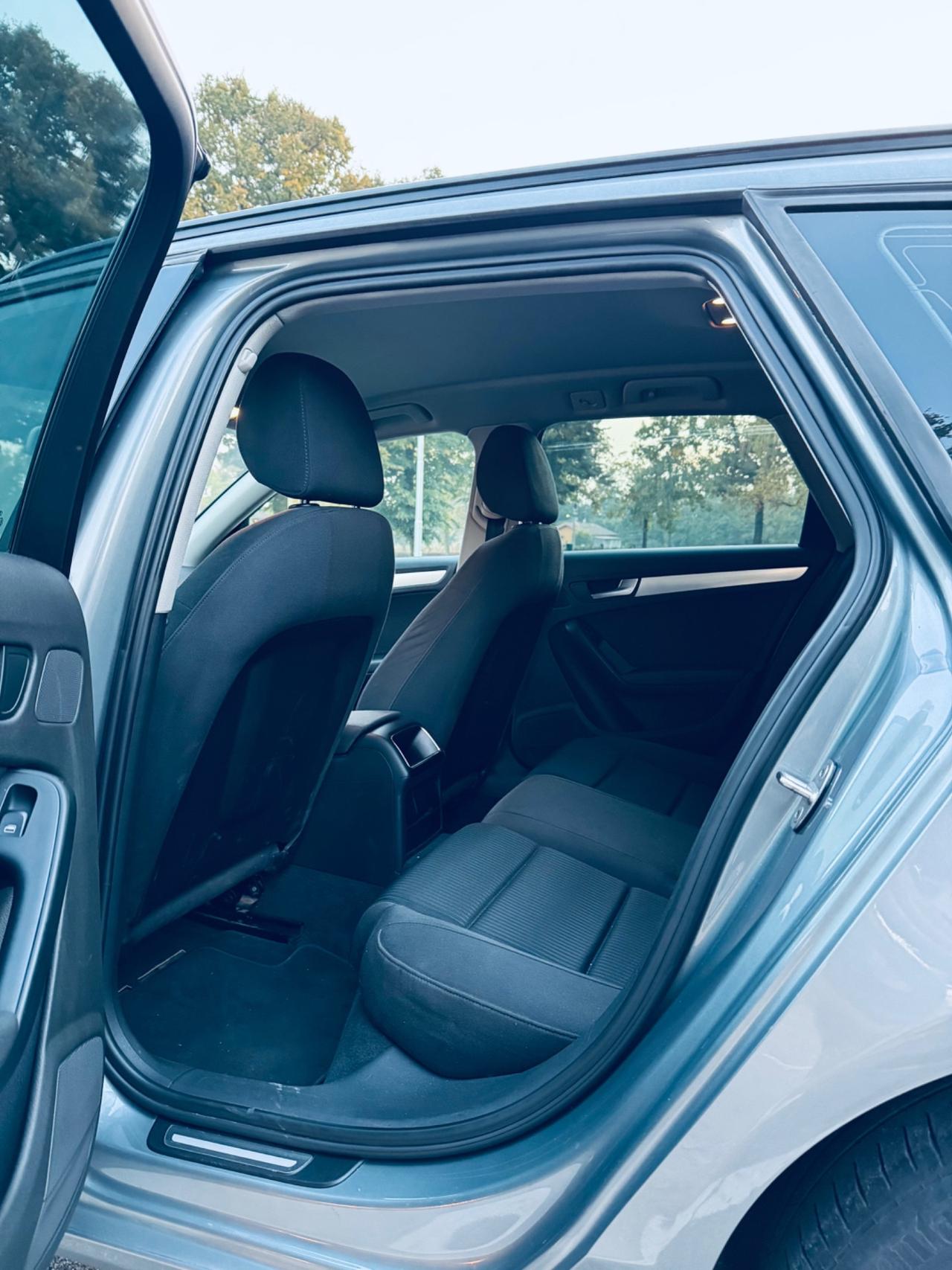 Audi A4 2.0 TDI S-Line